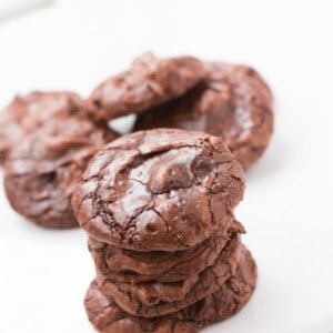 Even better than brownies cookies! ohsweetbasil.com