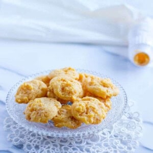Cheese crackers