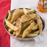 #copycat #recipe Safeway has nothing on these jojos!! Crispy, tender potato wedges just like your favorite grocery store ohsweetbasil.com_-2