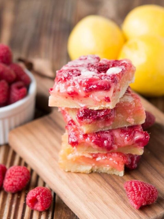 Lemon Raspberry Bars [+ Video] - Oh Sweet Basil