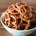 Candied pretzels ohsweetbasil.com