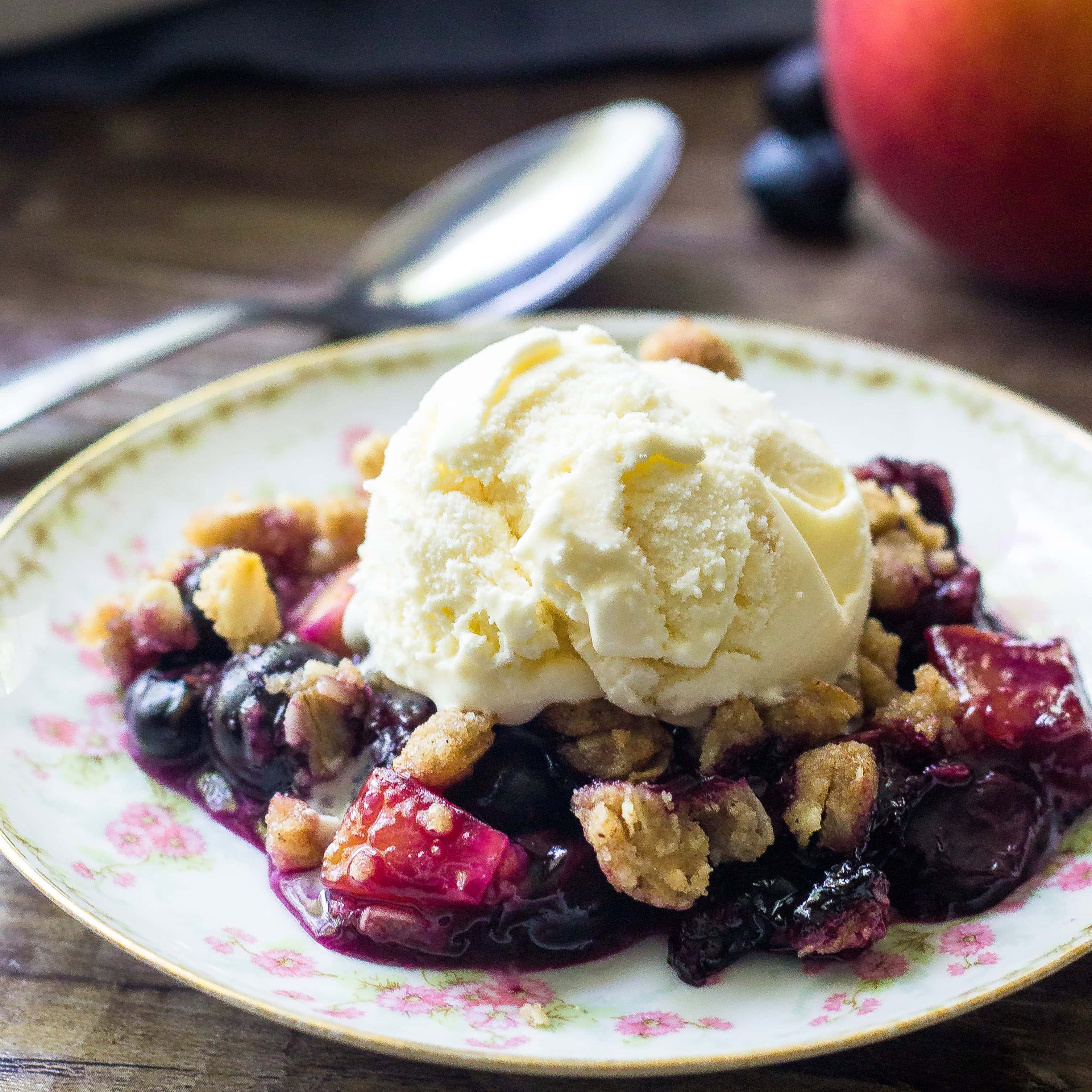 Blueberry Peach Crumble