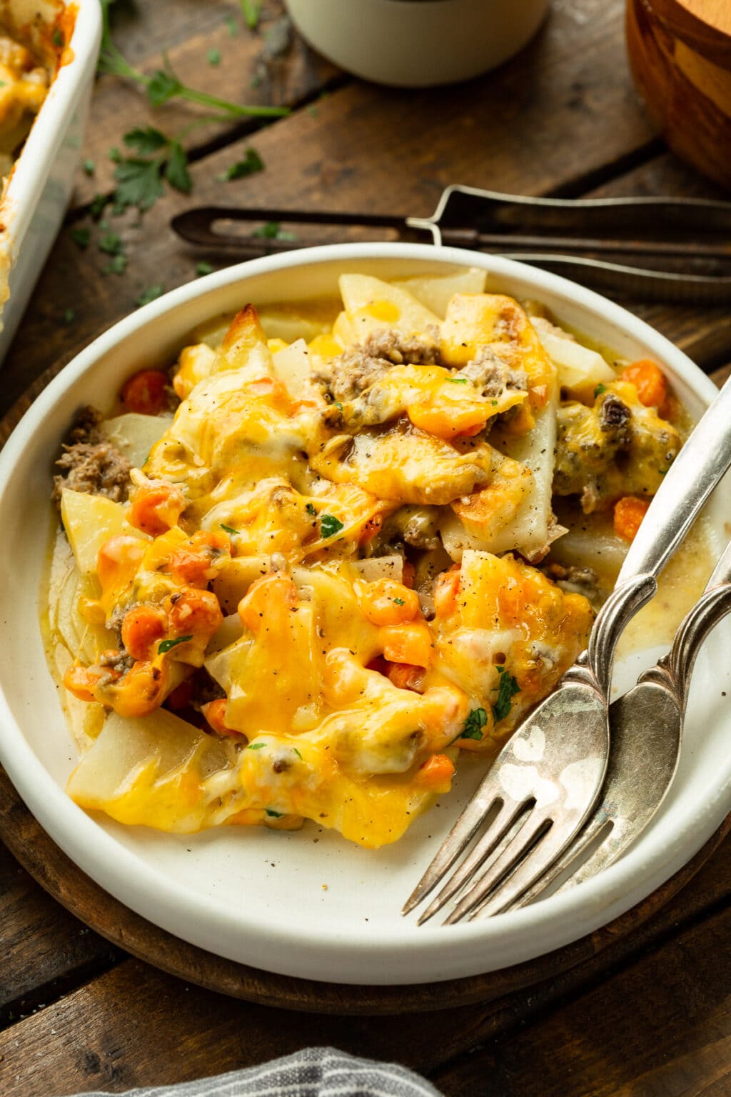 Cheesy Ground Beef and Potato Casserole