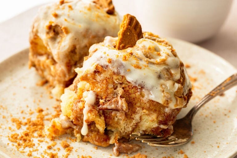 Close-up of fluffy Biscoff pull apart bread with cinnamon sugar and cookie butter frosting