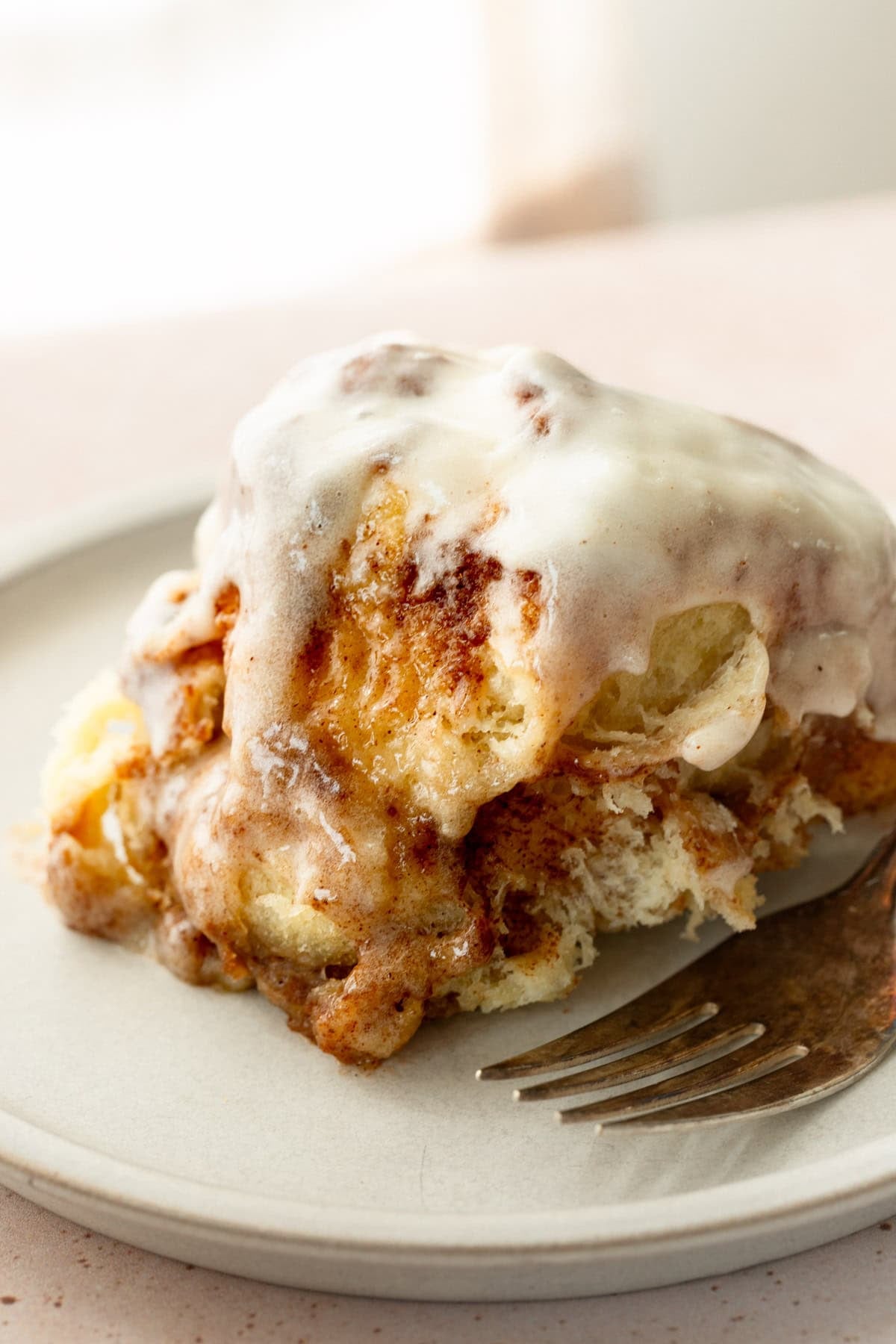 Cinnamon Roll Pull Apart Bread