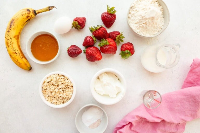 an image of the ingredients for this healthy berry breakfast cake recipe
