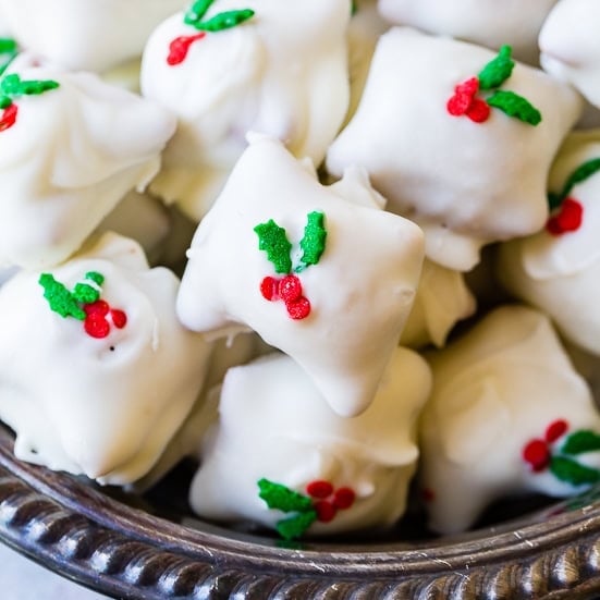 Peanut Butter White Chocolate Christmas Pretzels