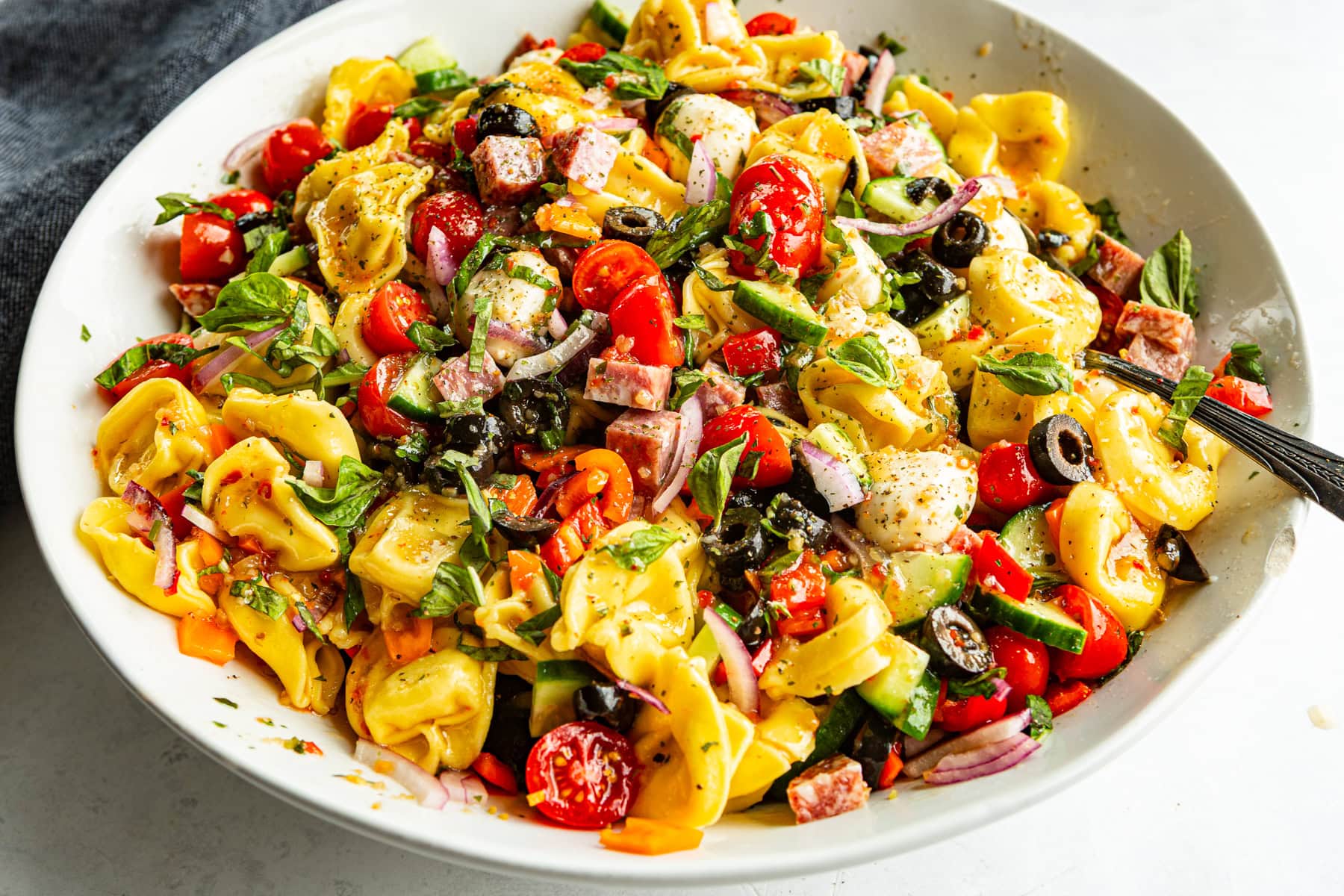 Italian Tortellini Pasta Salad (Just 15 Minutes!)