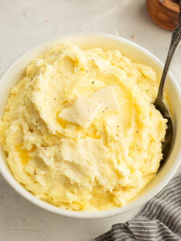 Yukon Gold make ahead mashed potatoes in a serving bowl