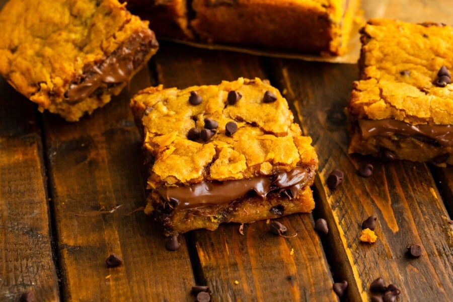 Brown Butter Pumpkin Bars Stuffed with Nutella