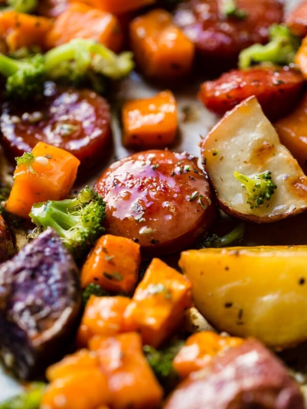What is an easy one pan recipe? It's not what you think, it's one pan honey garlic kielbasa with potatoes and broccoli! It's way easier than chicken or shrimp!