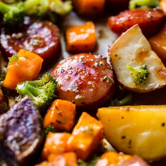 What is an easy one pan recipe? It's not what you think, it's one pan honey garlic kielbasa with potatoes and broccoli! It's way easier than chicken or shrimp!