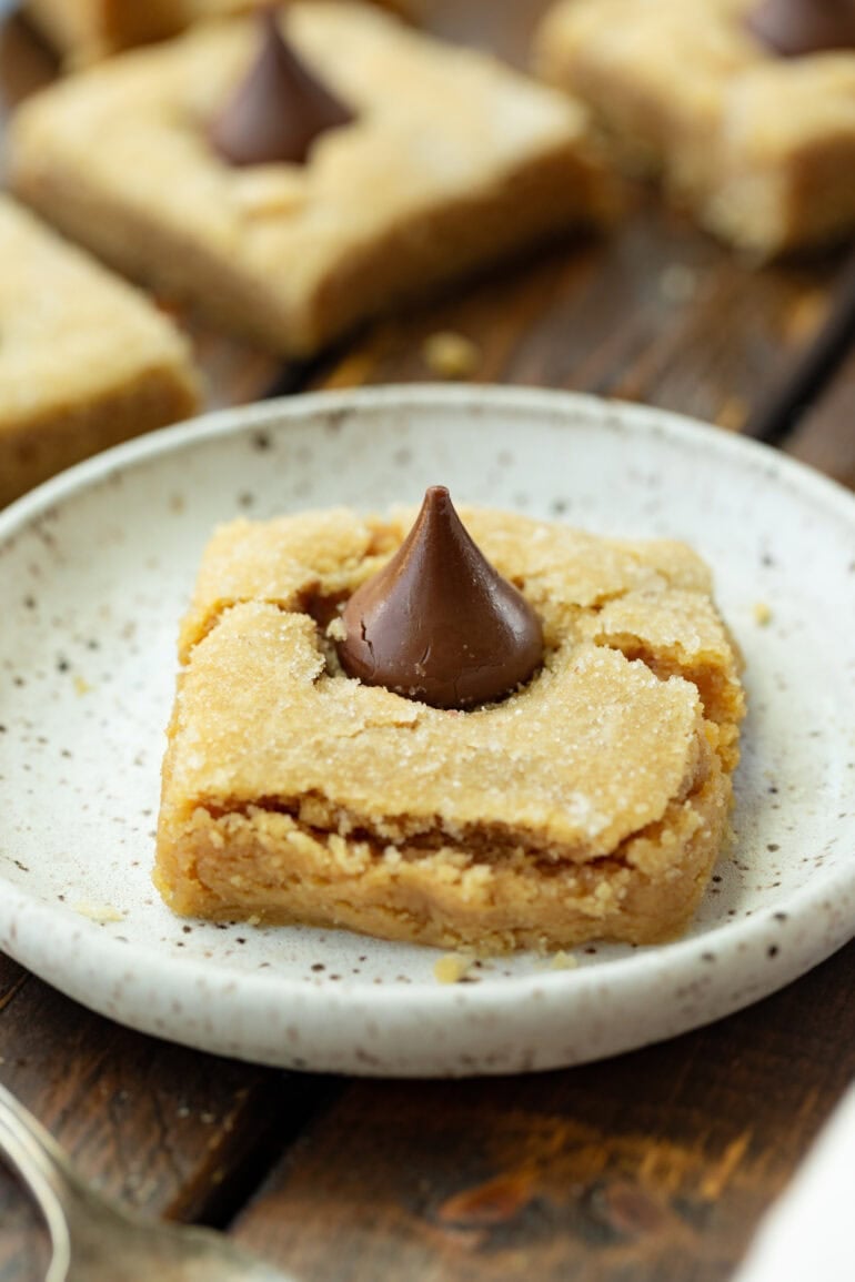 Place a peanut butter strip on a small dessert plate