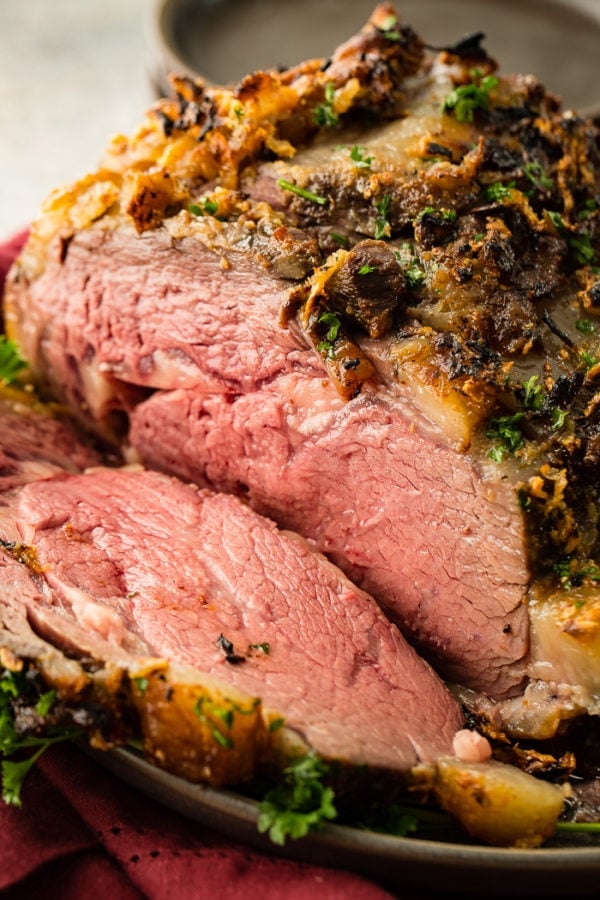 garlic prime rib on a platter