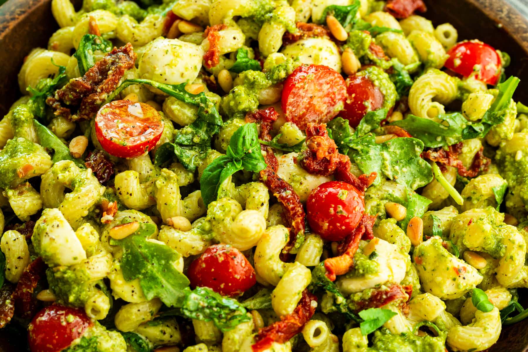 Easy Pesto Pasta Salad