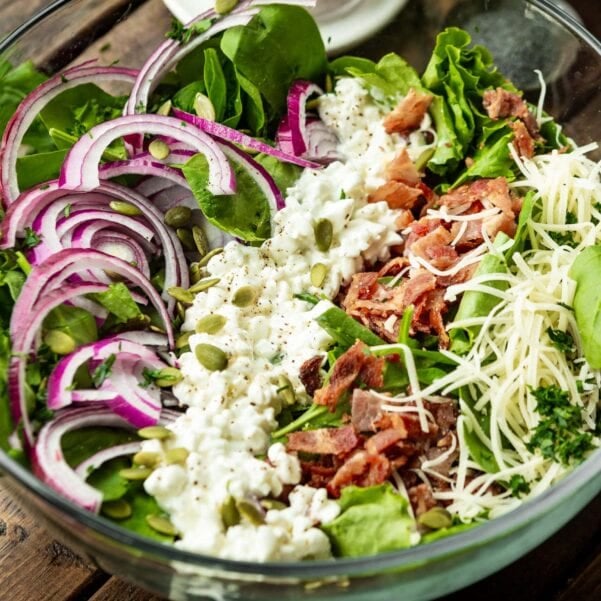 Spinach salad with poppy seed dressing Karinokada