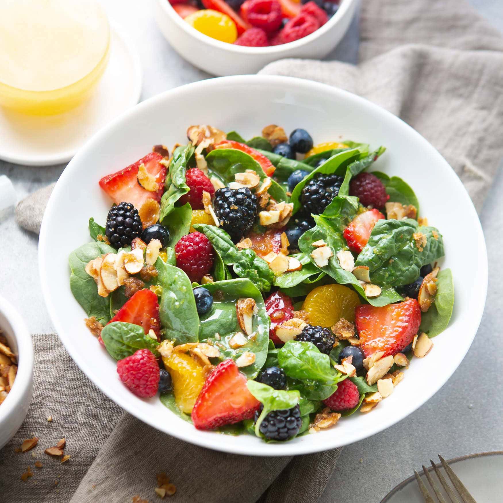 Spinach Berry Salad with Lemon Dressing
