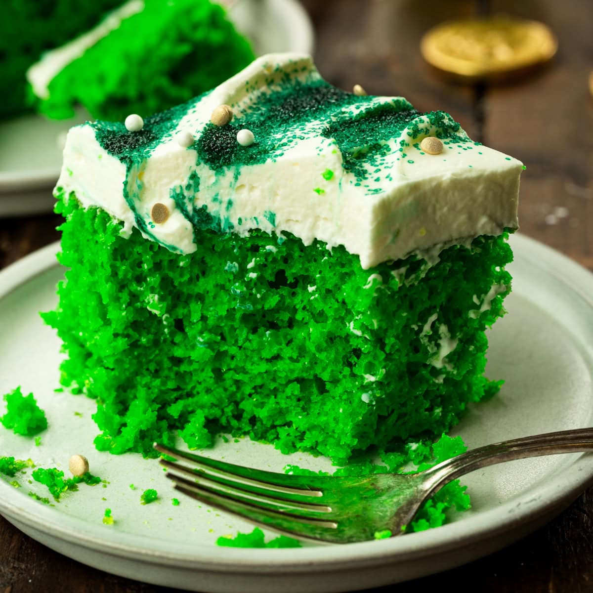 St Patrick’s Day Dessert – Shamrock Jello Poke Cake