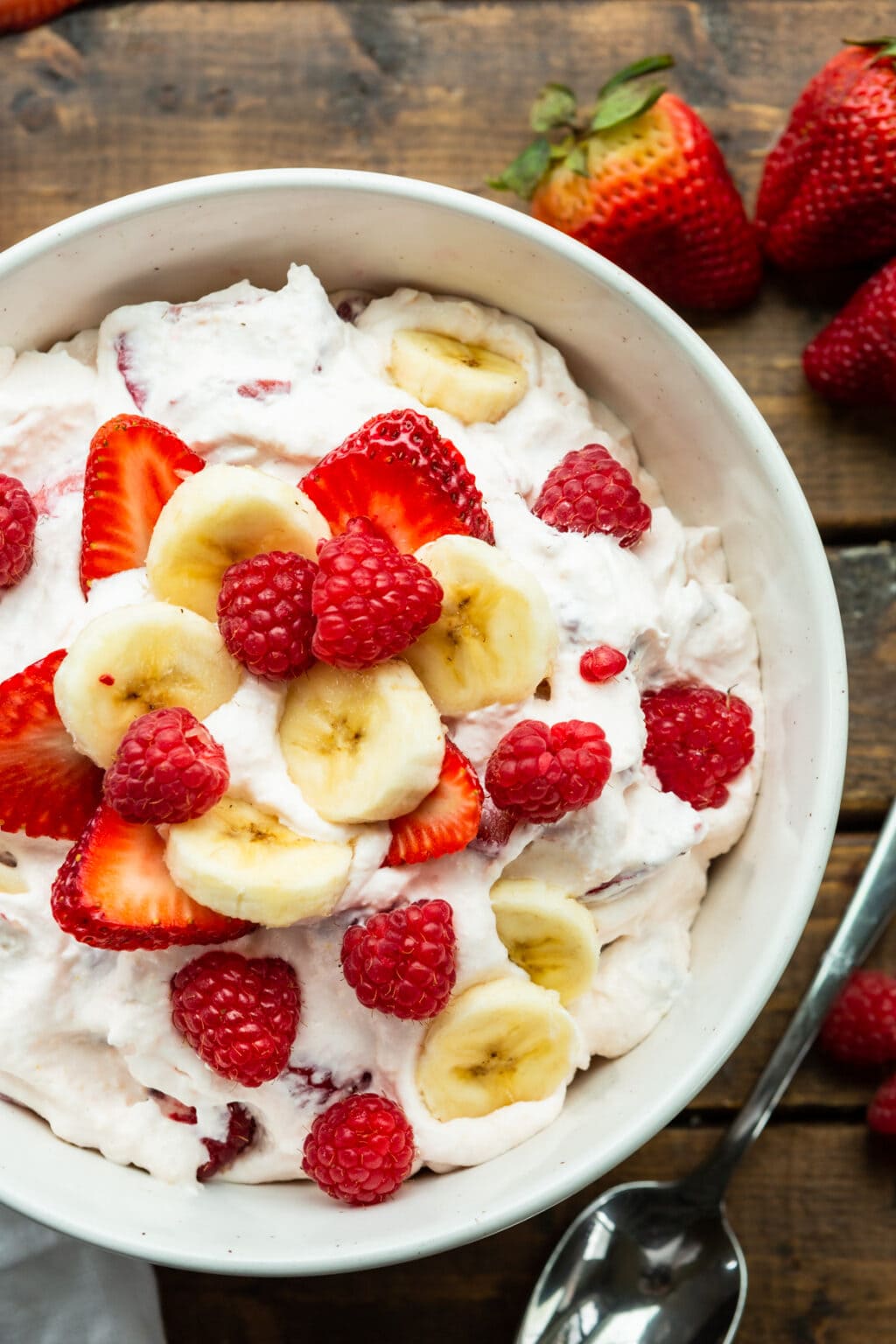 Fluffy Cheesecake Fruit Salad [+ Video]